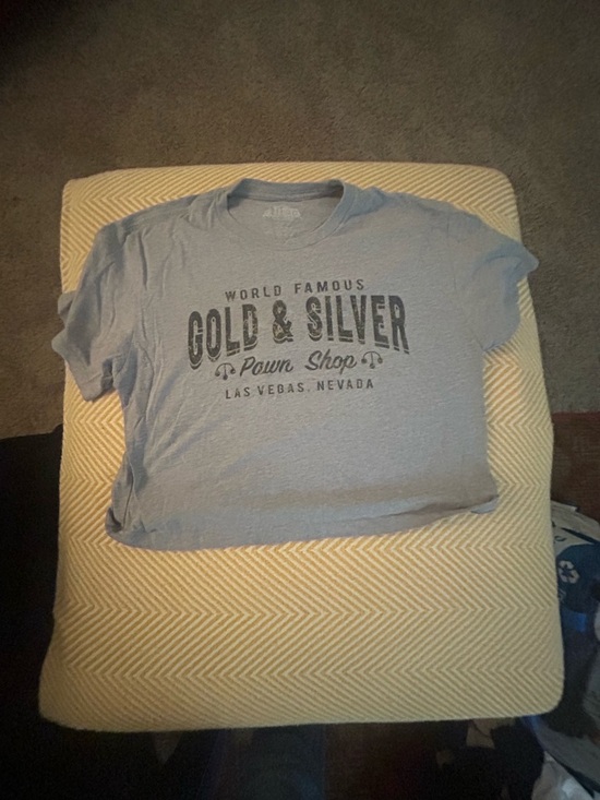 Tops - Gold & Silver Pawn Shop crop Graphic Tee - Light Blue